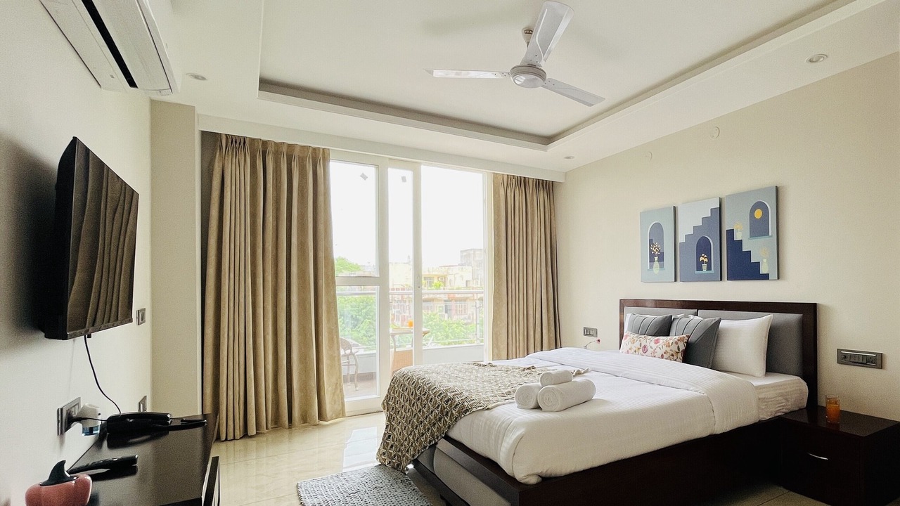 Photo of Bedroom in Sector 14