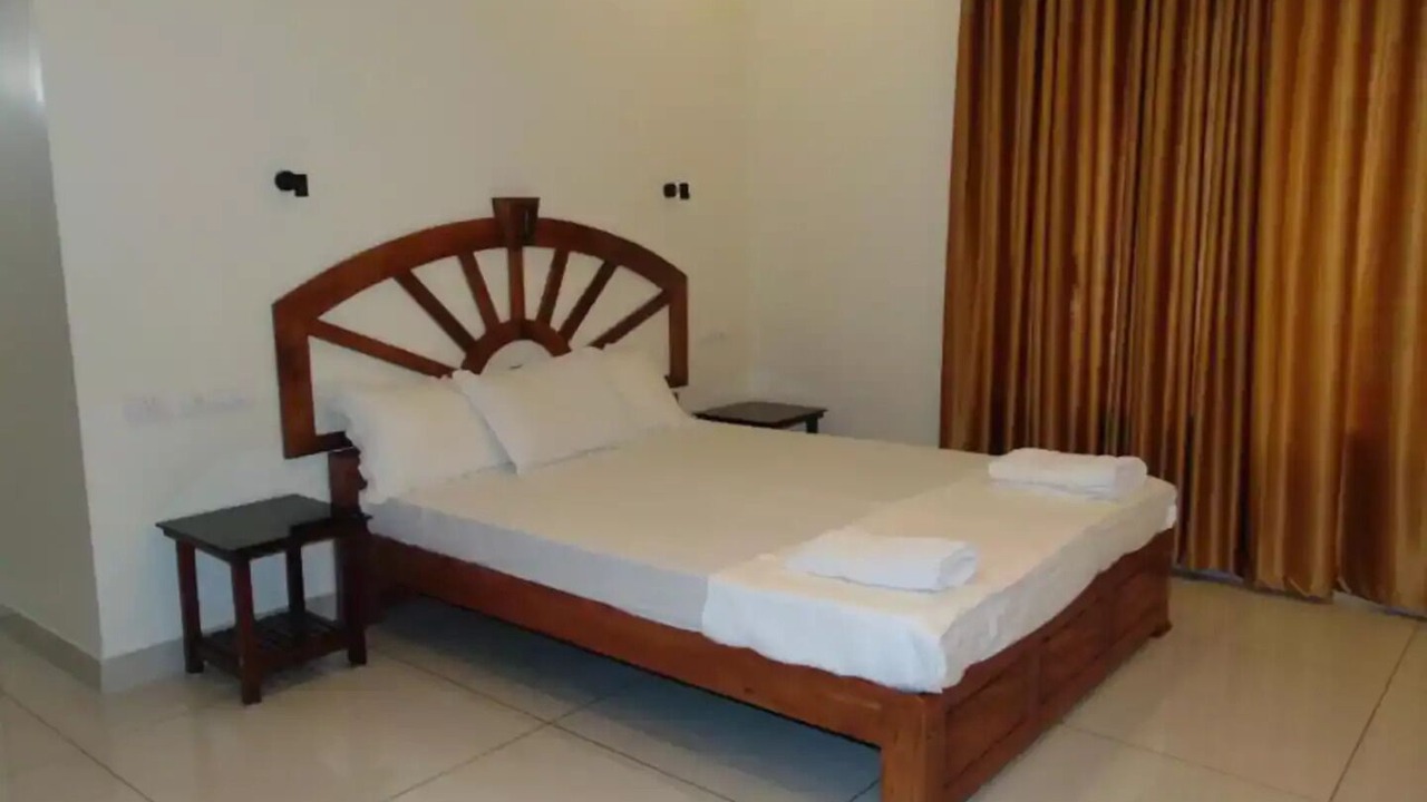 Photo of Bedroom in Venganoor