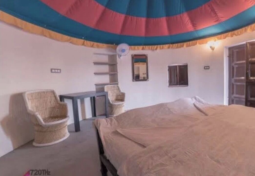 Photo of Bedroom in Salawas