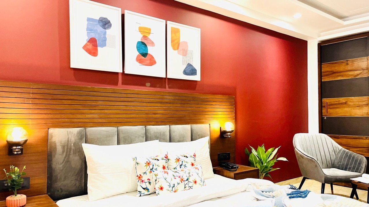 Photo of Bedroom in DLF Phase 3