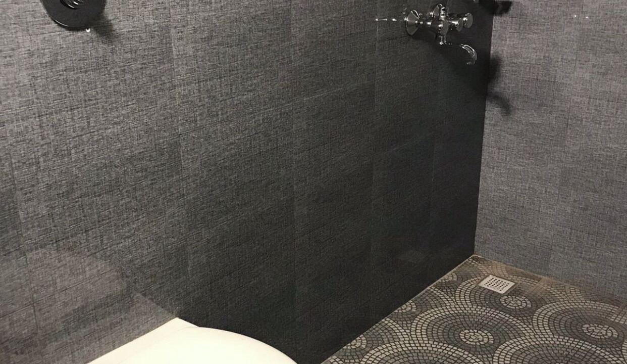 Photo of Bathroom in Thiruvananthapuram