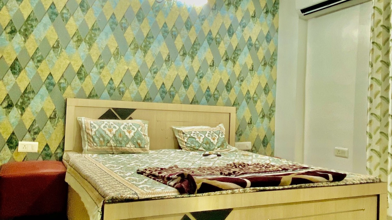 Photo of Bedroom in Tonk Road
