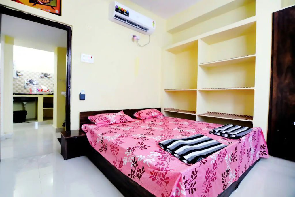 Photo of Bedroom in Begumpet