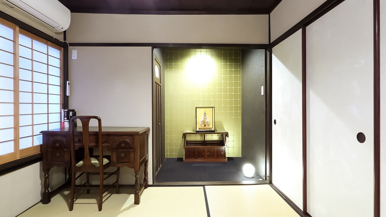 Photo of Bedroom in Karasuma