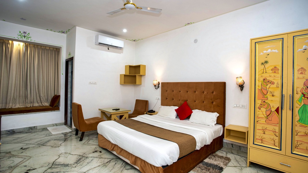 Photo of Bedroom in Lake Swaroop Sagar