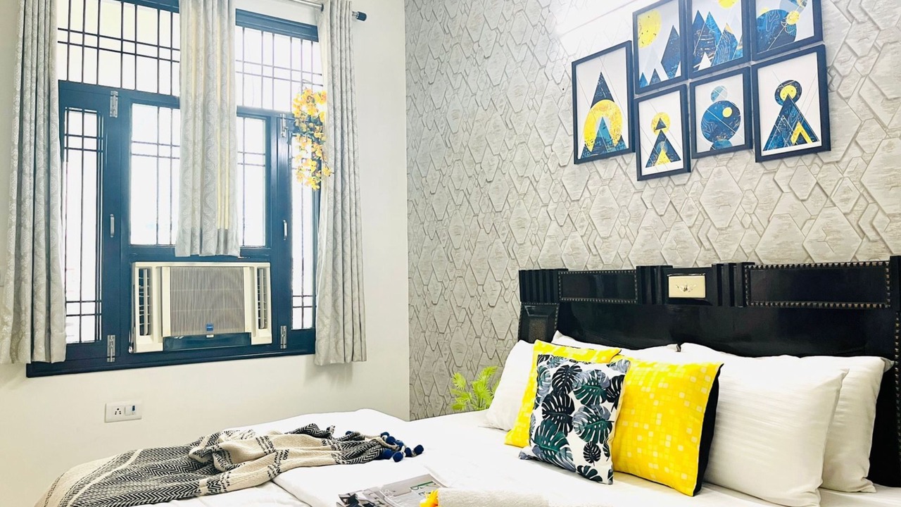 Photo of Bedroom in Vaishali Nagar
