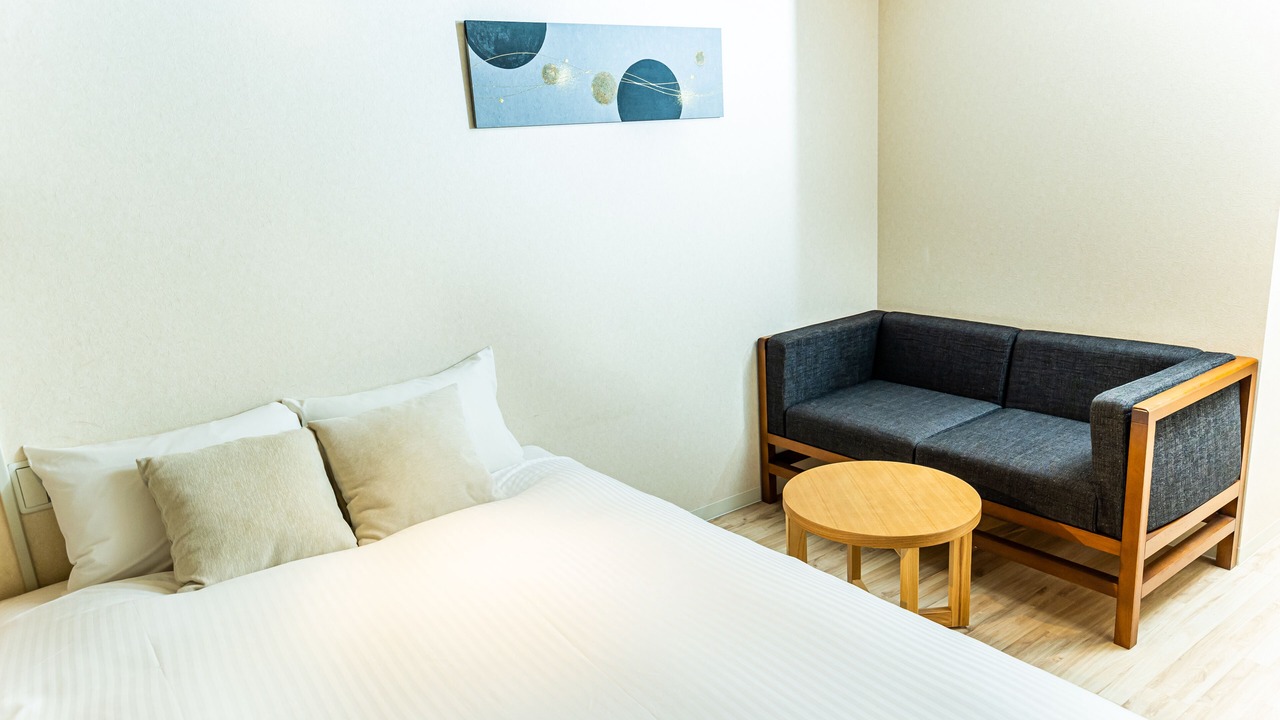 Photo of Bedroom in Shin-Osaka