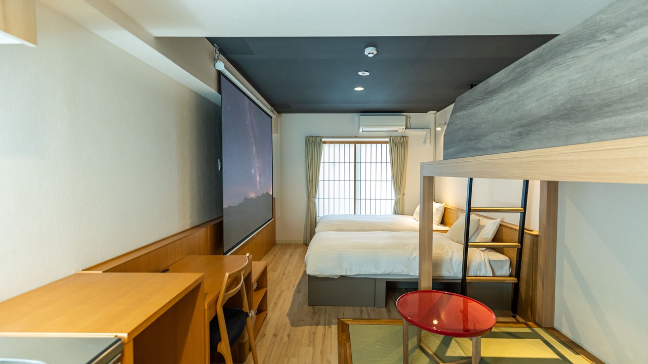 Photo of Bedroom in Shin-Osaka