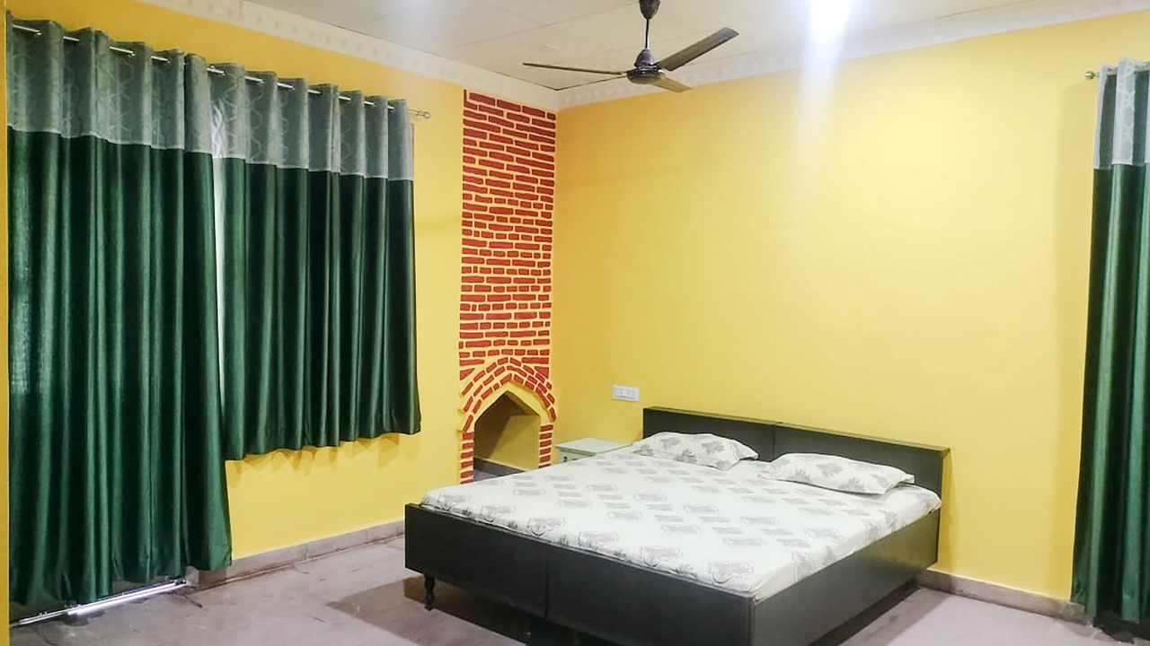 Photo of Bedroom in Jhansi