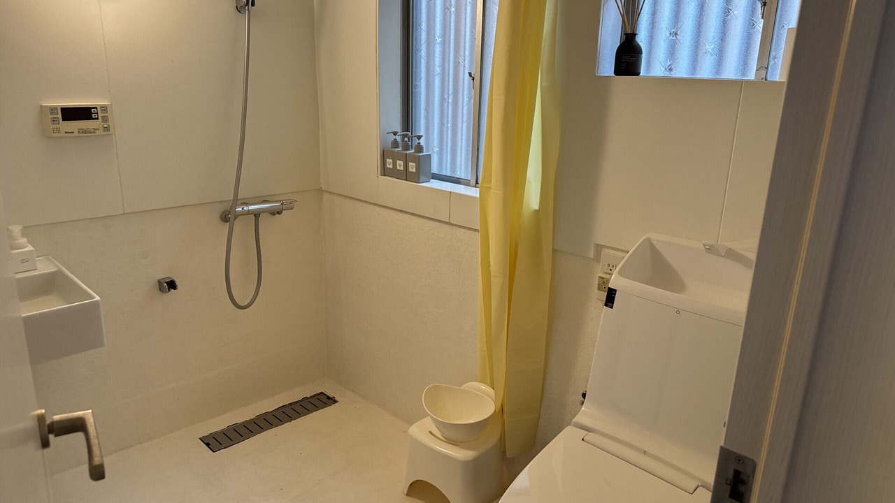 Photo of Bathroom in Kamiikebukuro