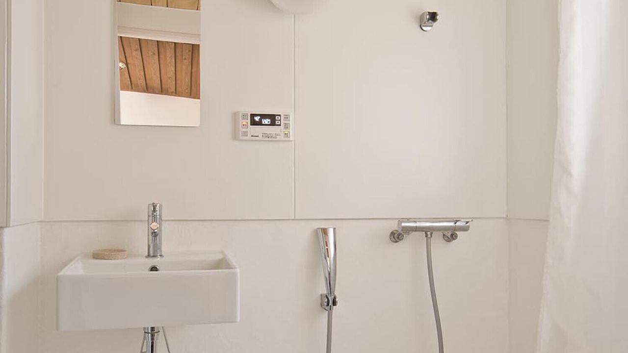 Photo of Bathroom in Kamiikebukuro