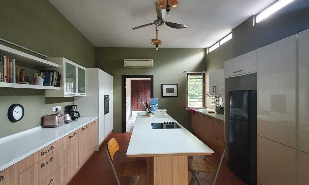 Photo of Kitchen in Kampung Pelimbaian