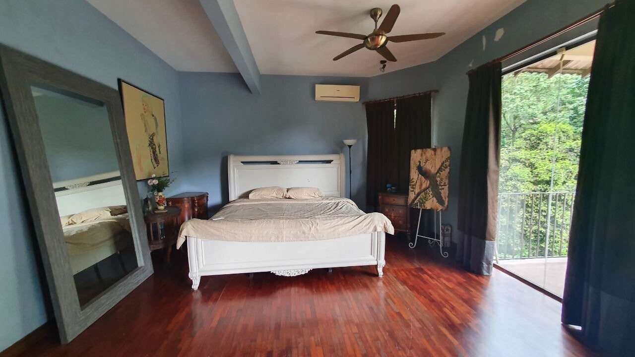 Photo of Bedroom in Kampung Pelimbaian