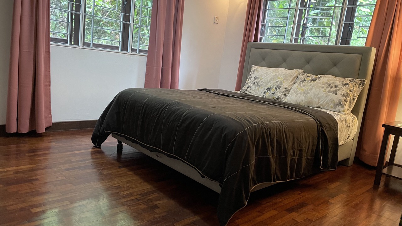 Photo of Bedroom in Kampung Pelimbaian
