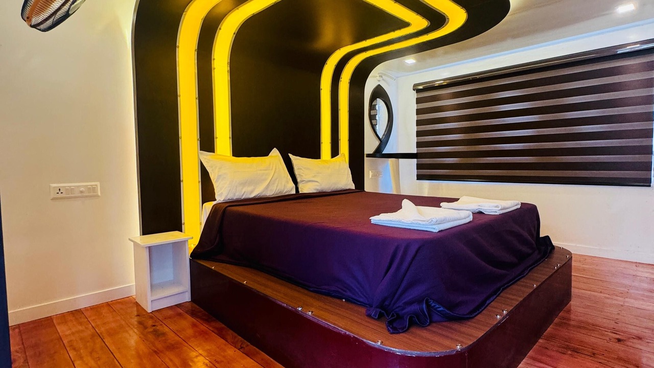 Photo of Bedroom in Alappuzha