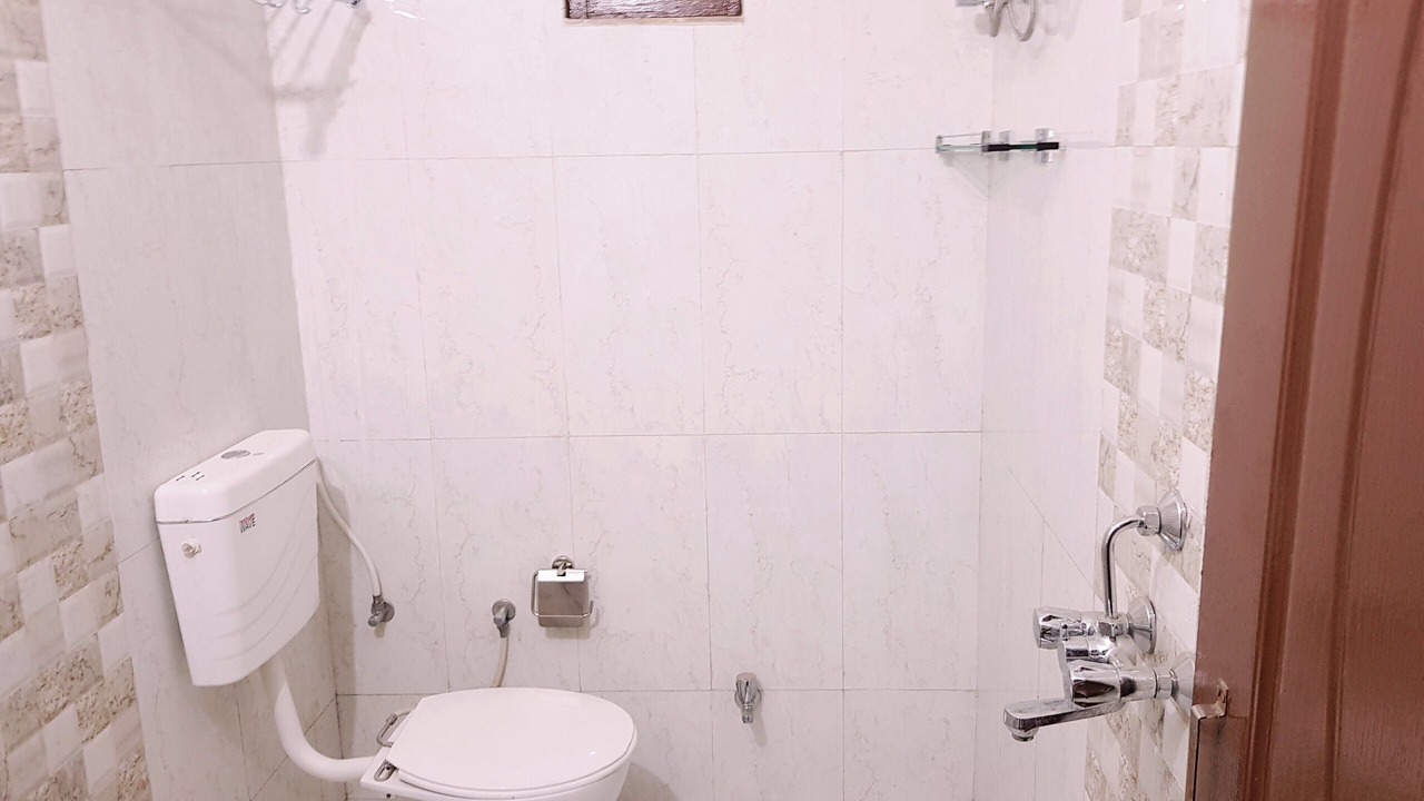 Photo of Bathroom in Varanasi