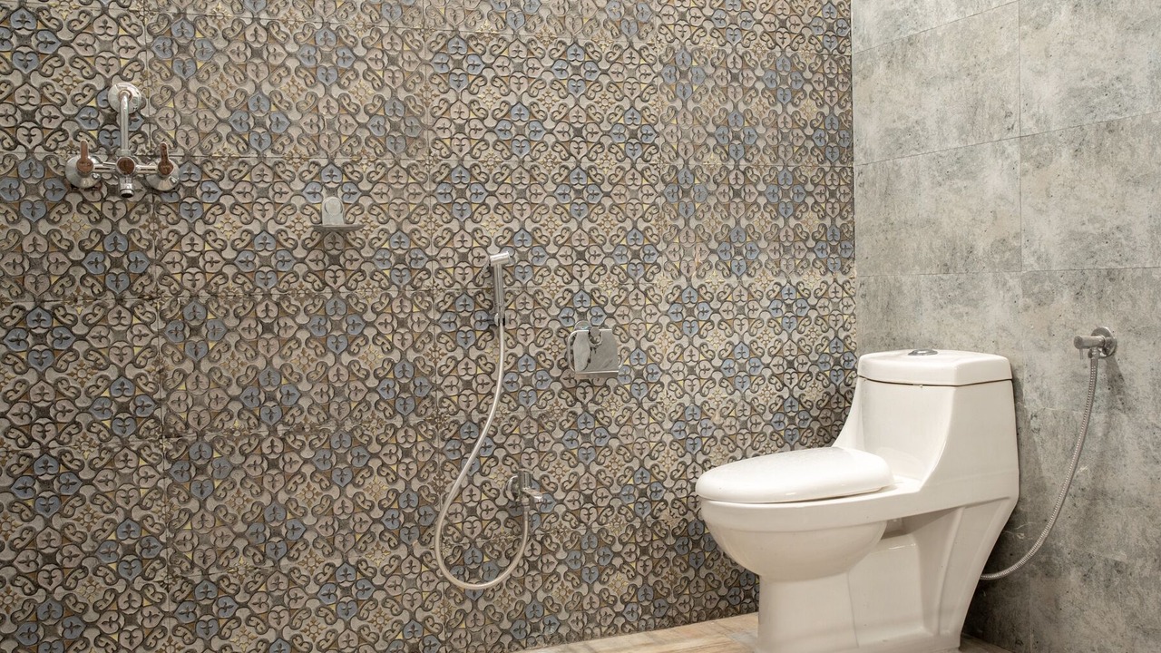 Photo of Bathroom in Keshav Nagar