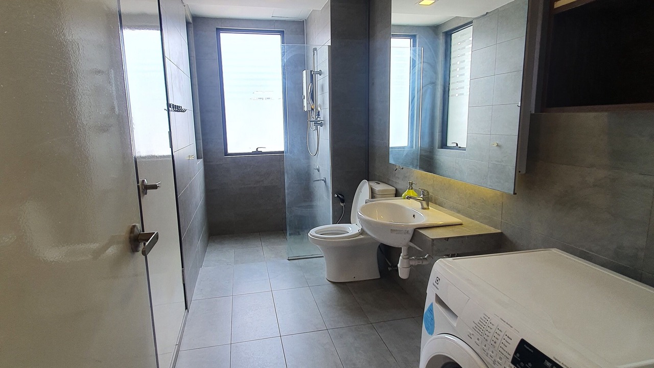 Photo of Bathroom in Usj 1