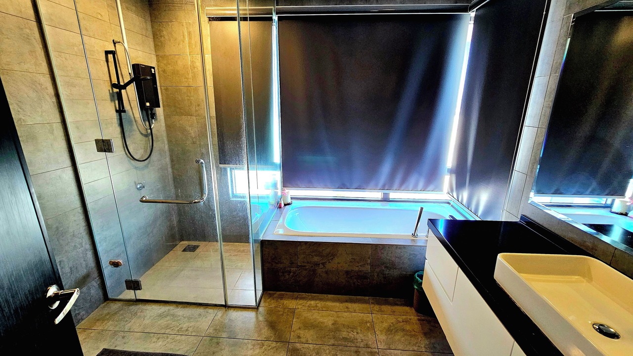Photo of Bathroom in Usj 1