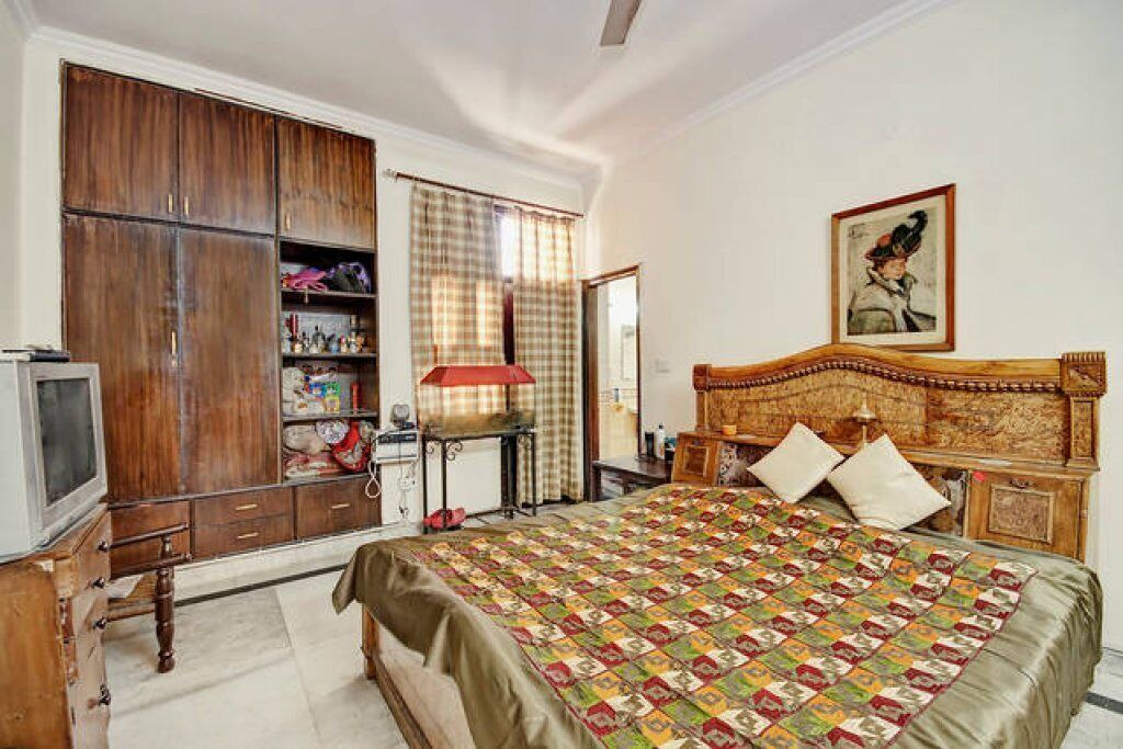 Photo of Bedroom in Naraina