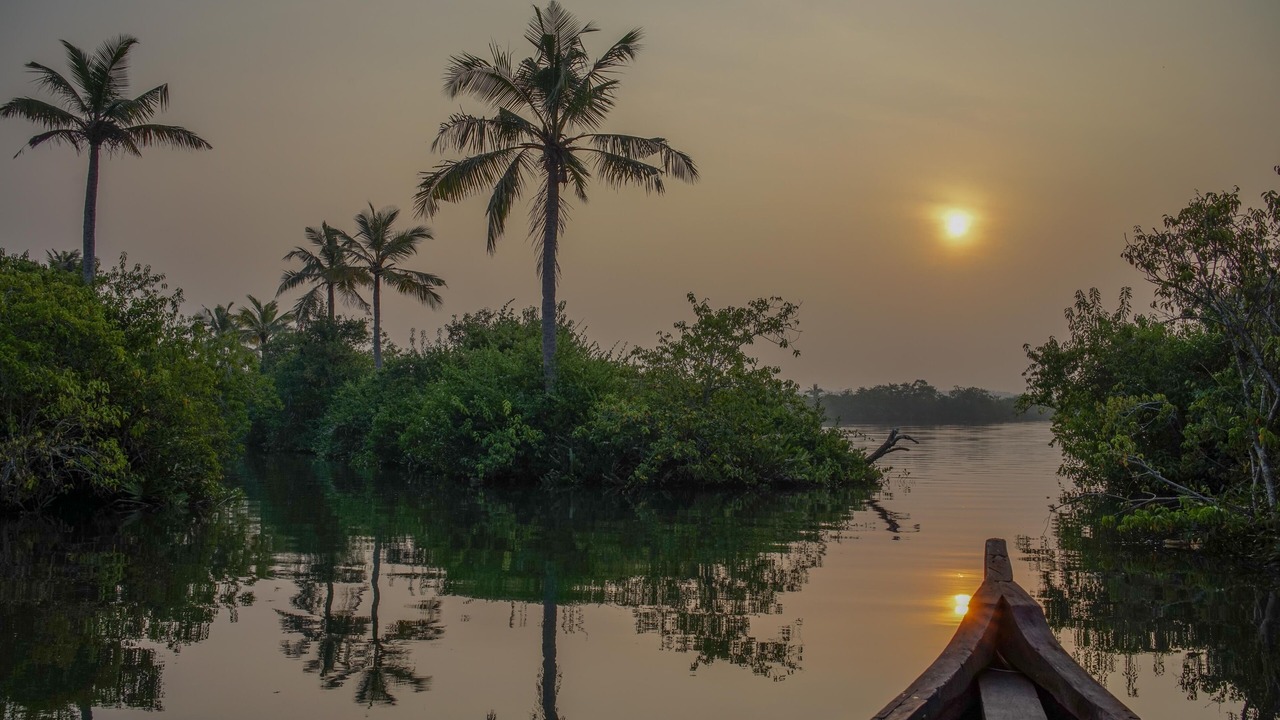 Photo of Others in Munroe Island