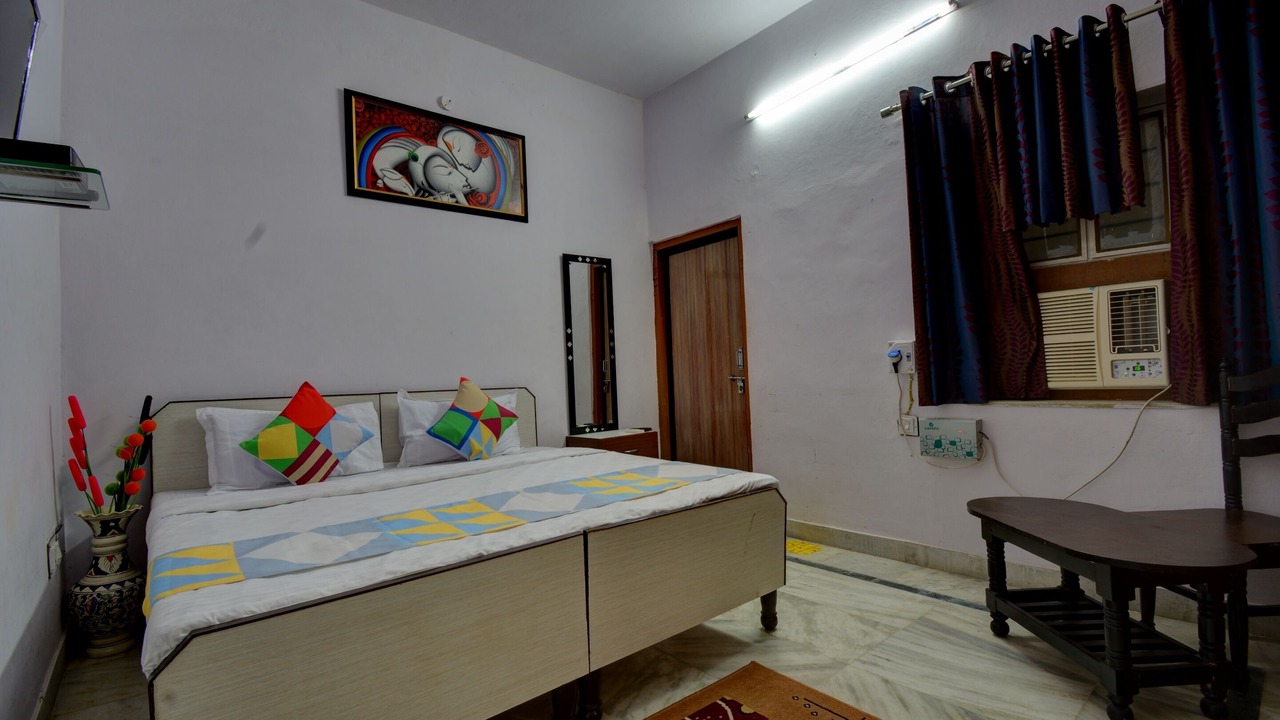 Photo of Bedroom in Panch Batti