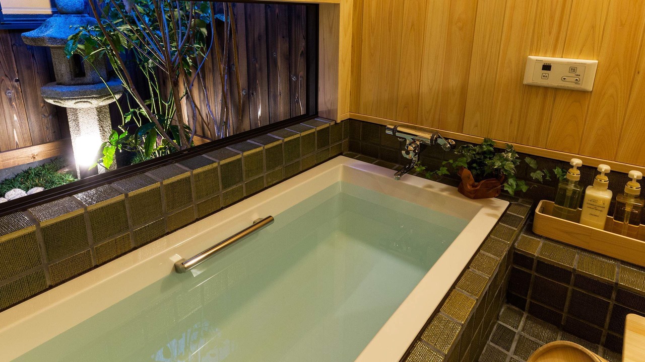 Photo of Bathroom in Shijo