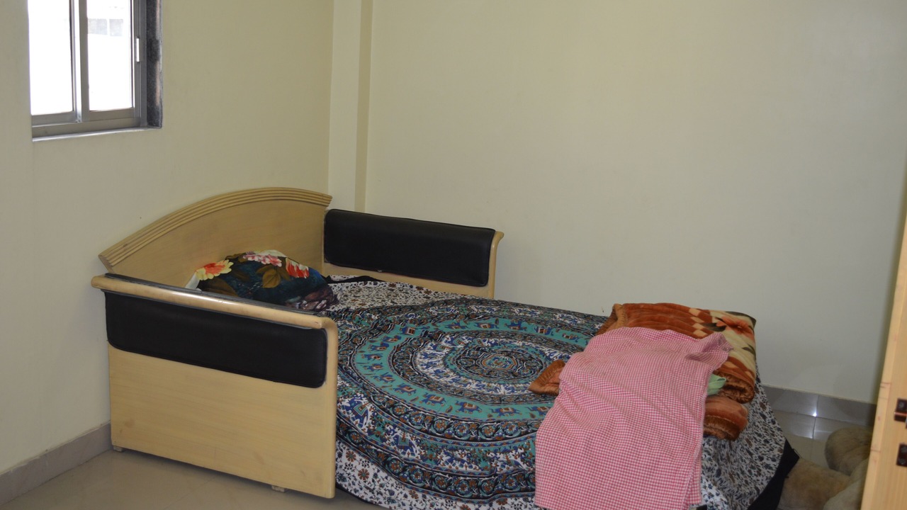 Photo of Bedroom in Alambagh
