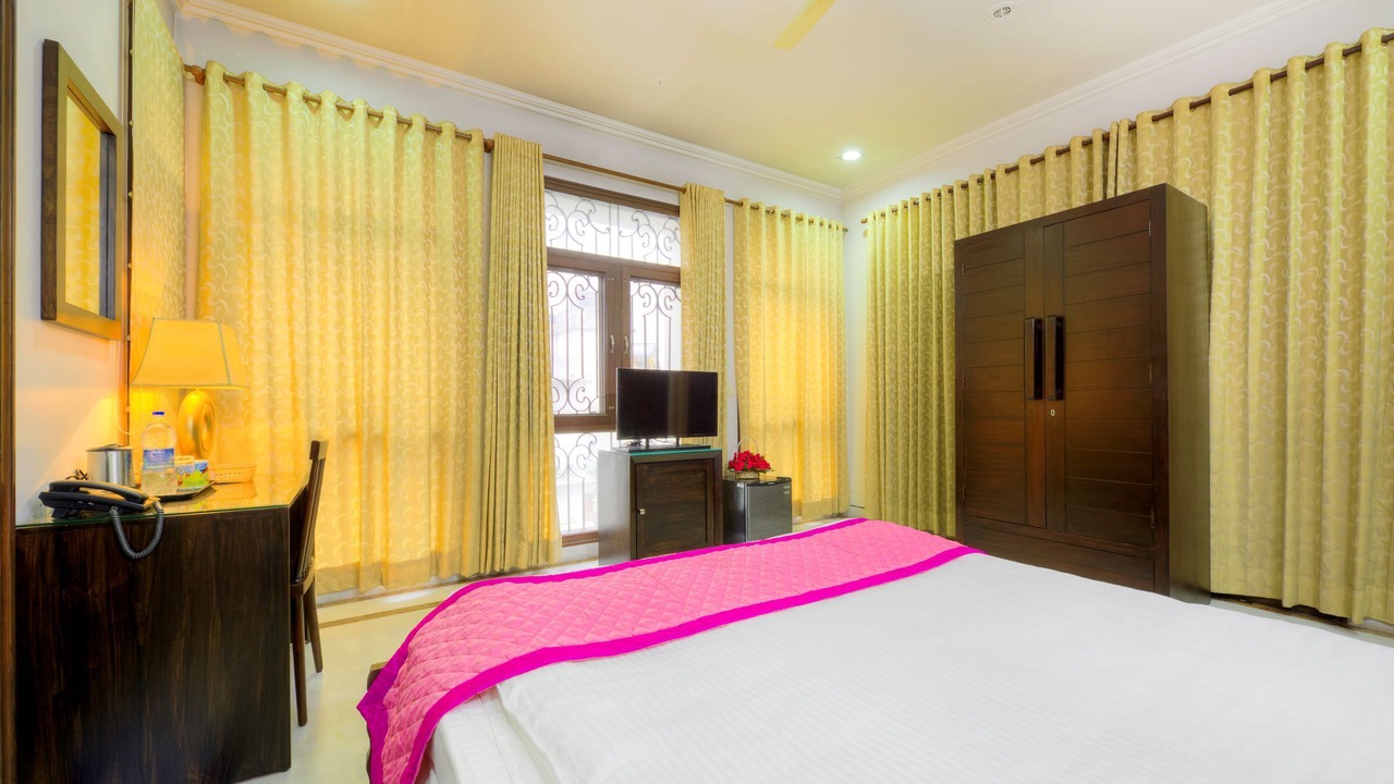 Photo of Bedroom in Civil Lines