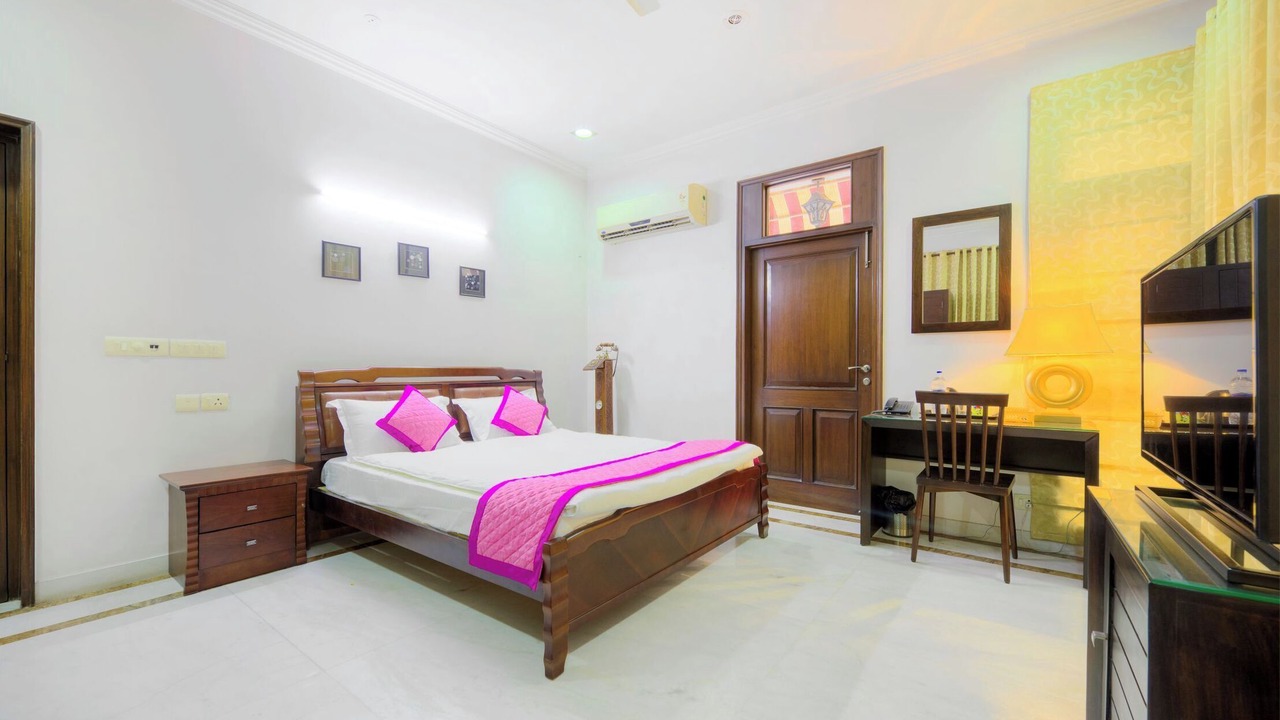 Photo of Bedroom in Civil Lines