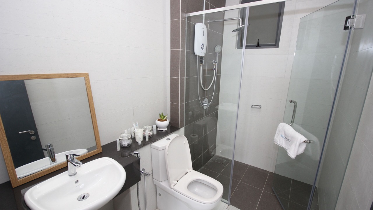 Photo of Bathroom in Usj 1