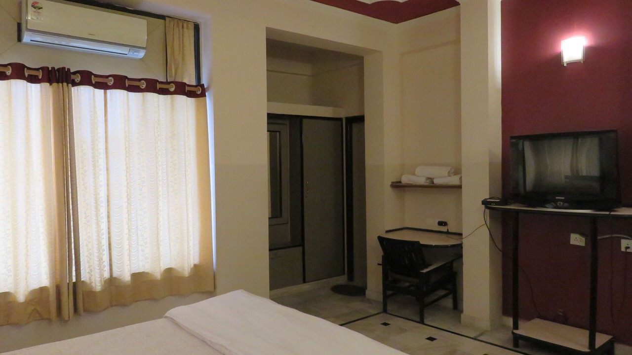 Photo of Bedroom in Malviya Nagar
