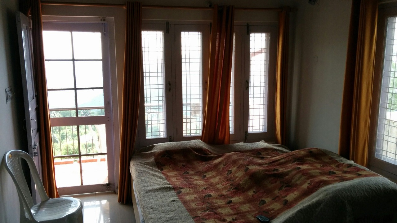Photo of Bedroom in Bhowali