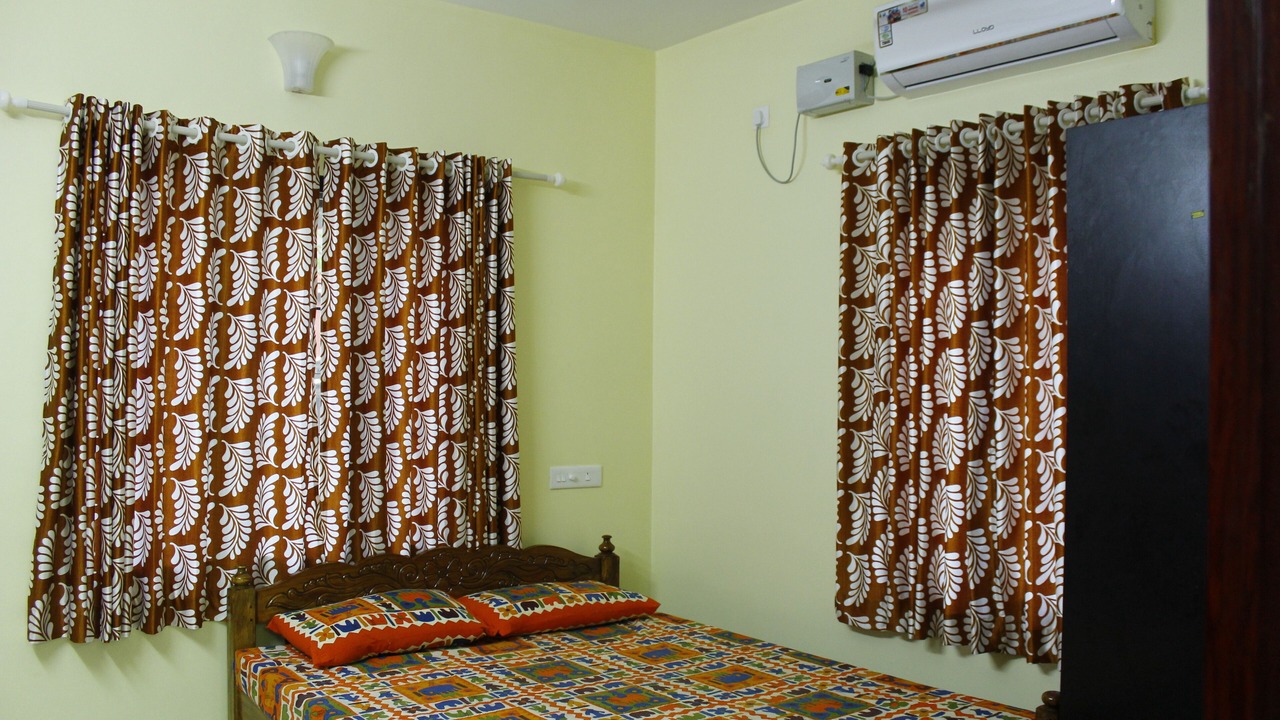 Photo of Bedroom in Thiruvananthapuram