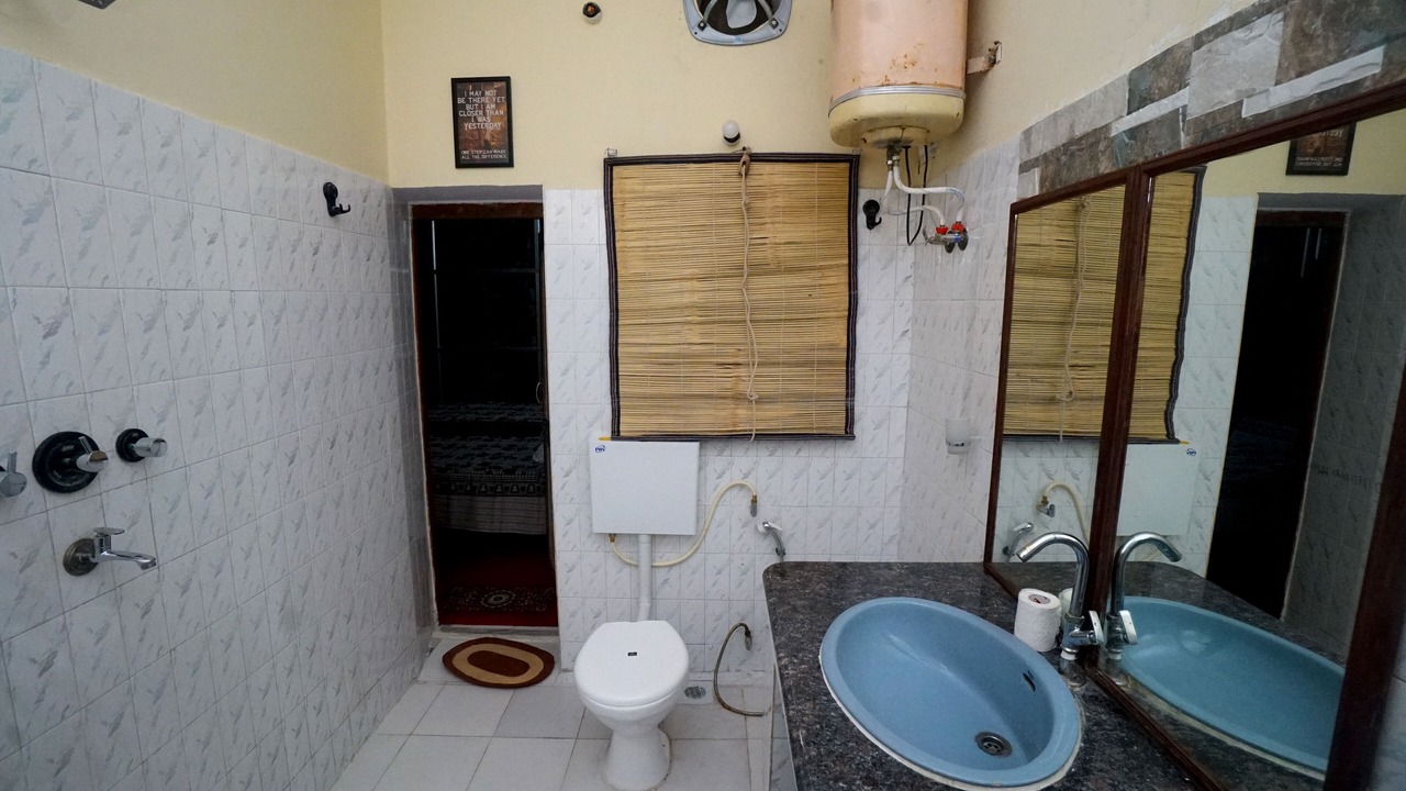Photo of Bathroom in Amer Fort Road