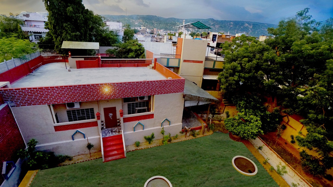 Photo of Outdoor in Amer Fort Road