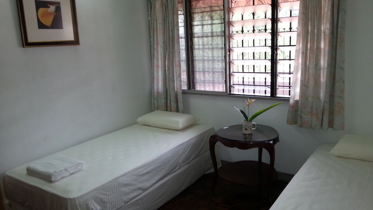 Photo of Bedroom in Kampung Bangkong