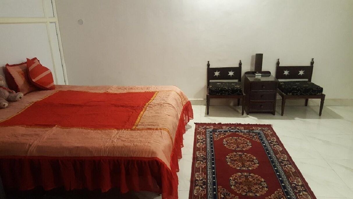 Photo of Bedroom in Kailash Colony