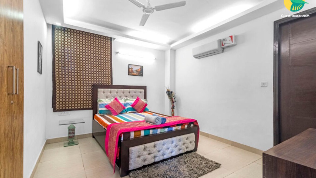 Photo of Bedroom in Sat Bari