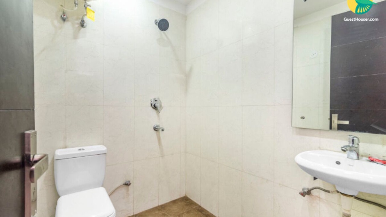 Photo of Bathroom in Sat Bari