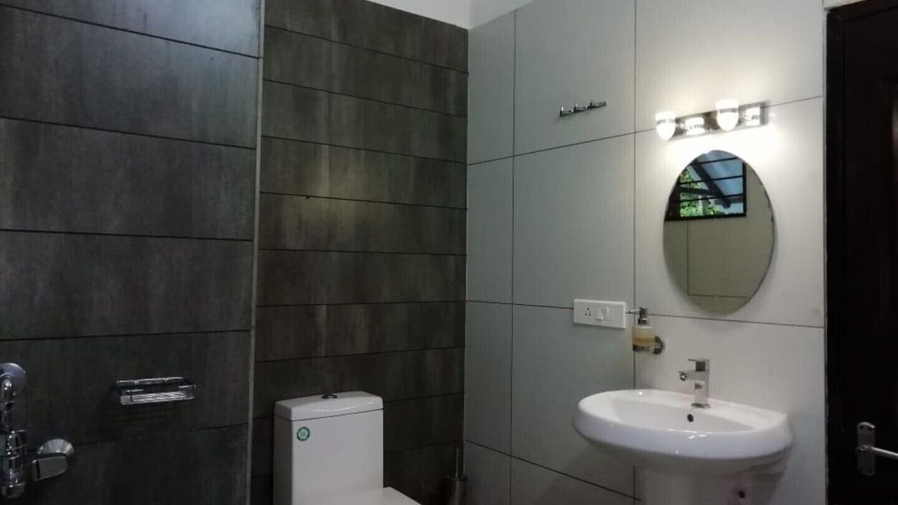 Photo of Bathroom in Pallivasal