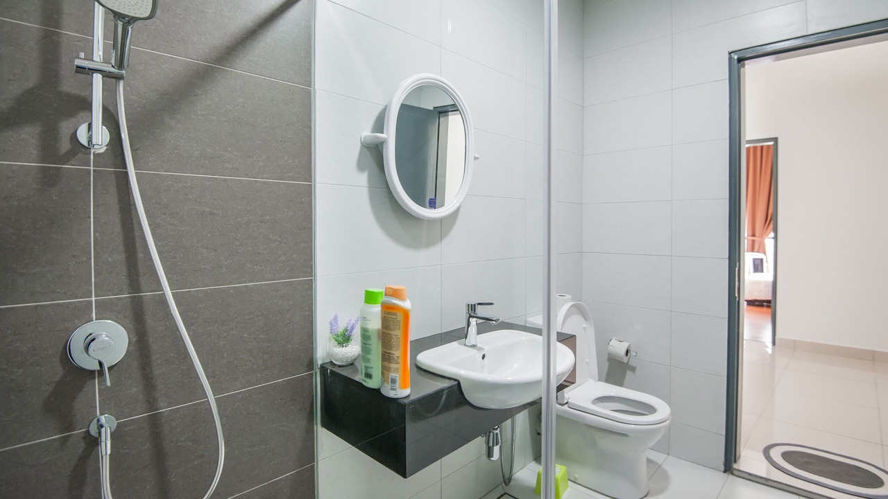Photo of Bathroom in Usj 1