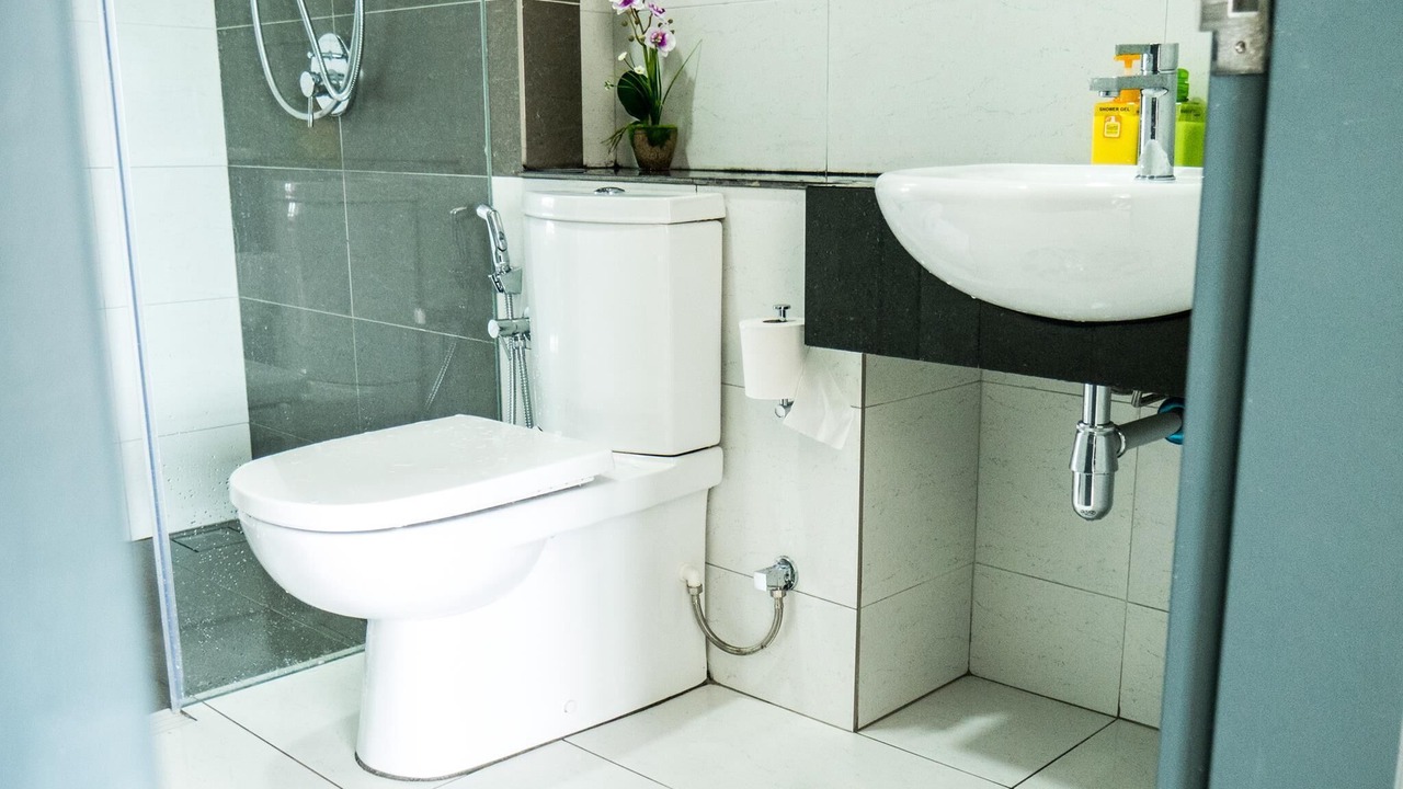 Photo of Bathroom in Usj 1