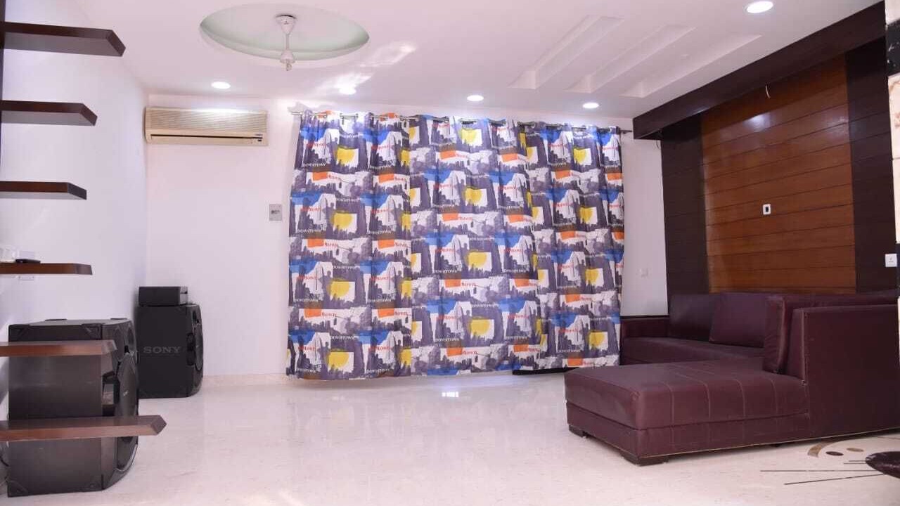 Photo of Livingroom in Greater Noida
