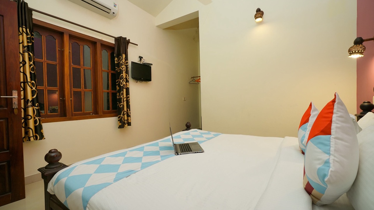 Photo of Bedroom in Alappuzha