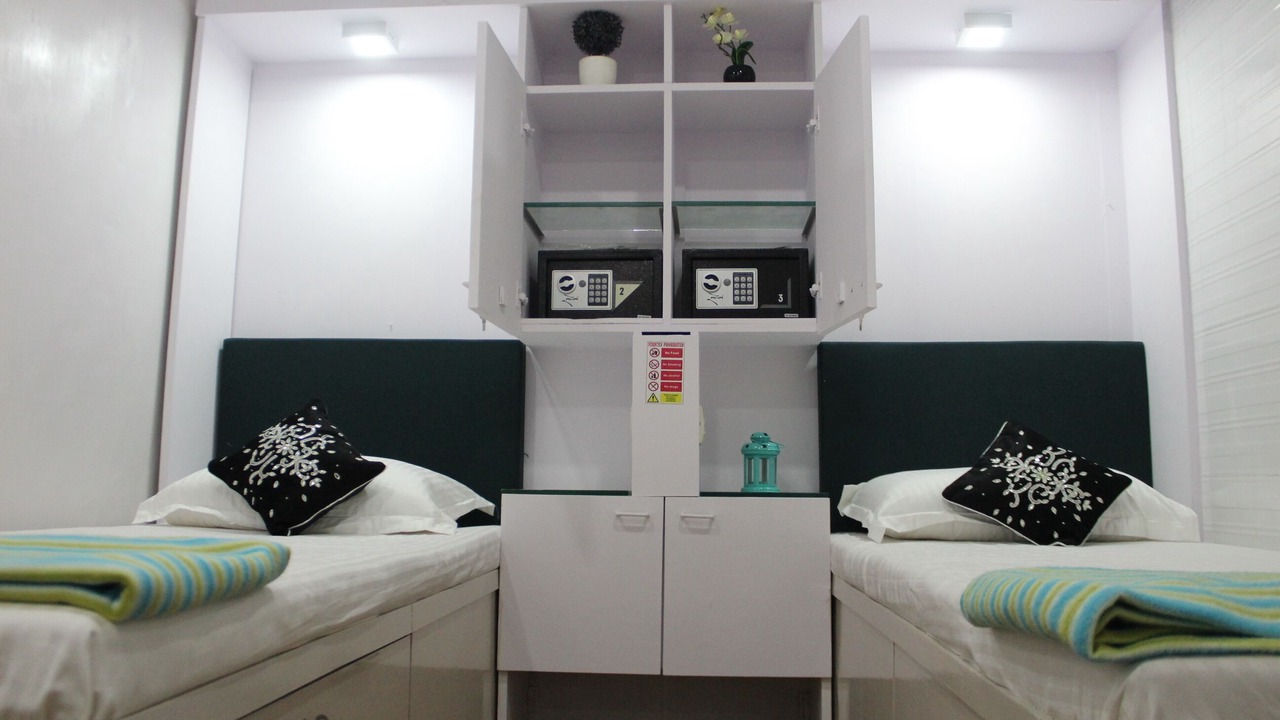 Photo of Bedroom in Vile Parle West