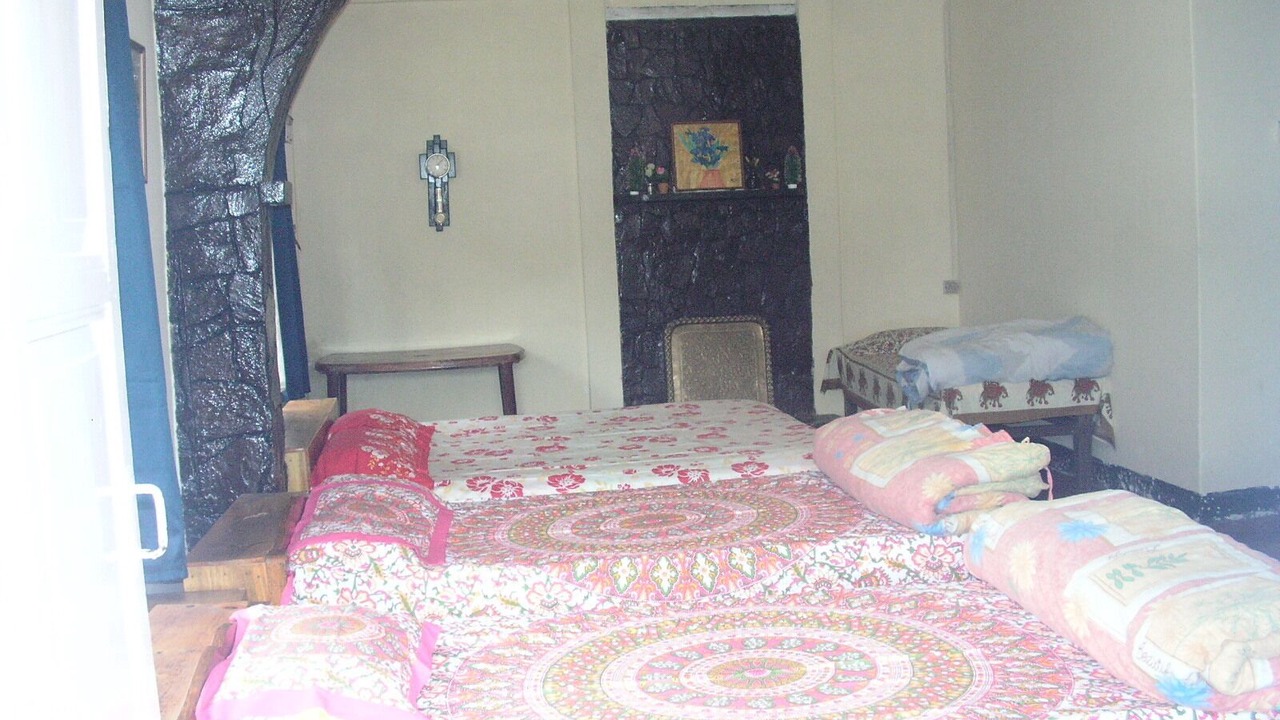 Photo of Bedroom in Laitumkhrah
