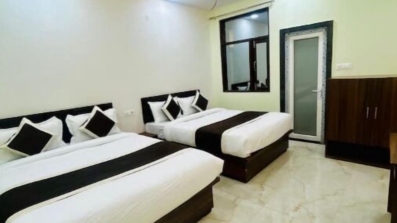Photo of Bedroom in Kalyanpur