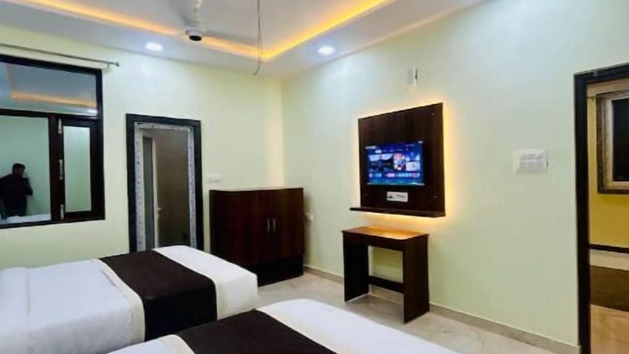 Photo of Bedroom in Kalyanpur