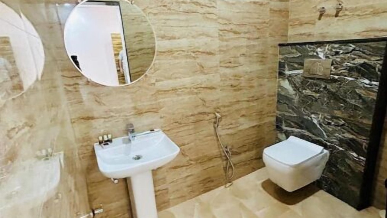 Photo of Bathroom in Kalyanpur